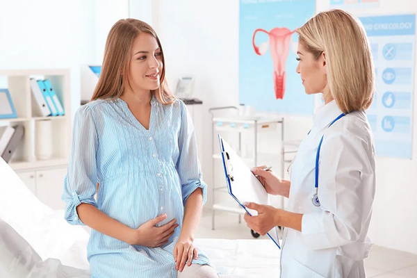 پزشک بارداری
